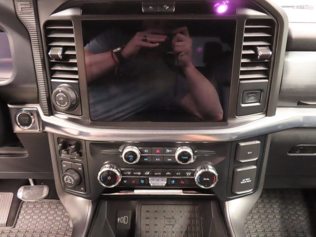 Used 2025 Ford F150 Lariat w/ Equipment Group 502A High AWD/4WD image 21