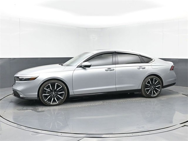 Used 2024 Honda Accord Touring image 6