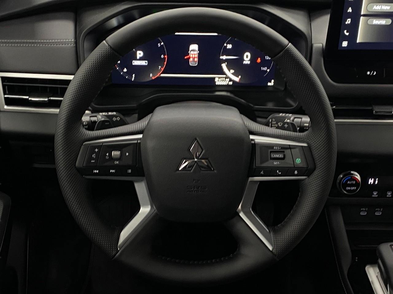 New 2026 Mitsubishi Outlander SE AWD/4WD image 15