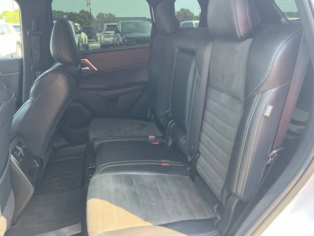 Used 2024 Mitsubishi Outlander SE AWD/4WD image 19