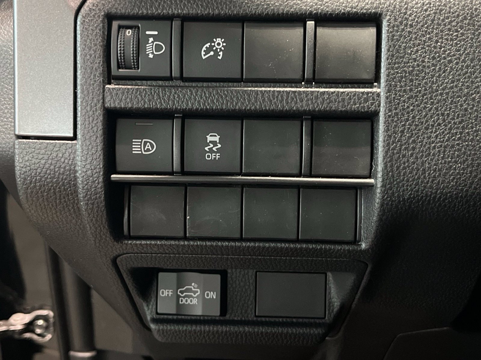 New 2026 Toyota Tacoma SR5 AWD/4WD image 31