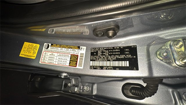 Used 2023 Toyota Highlander XLE image 38