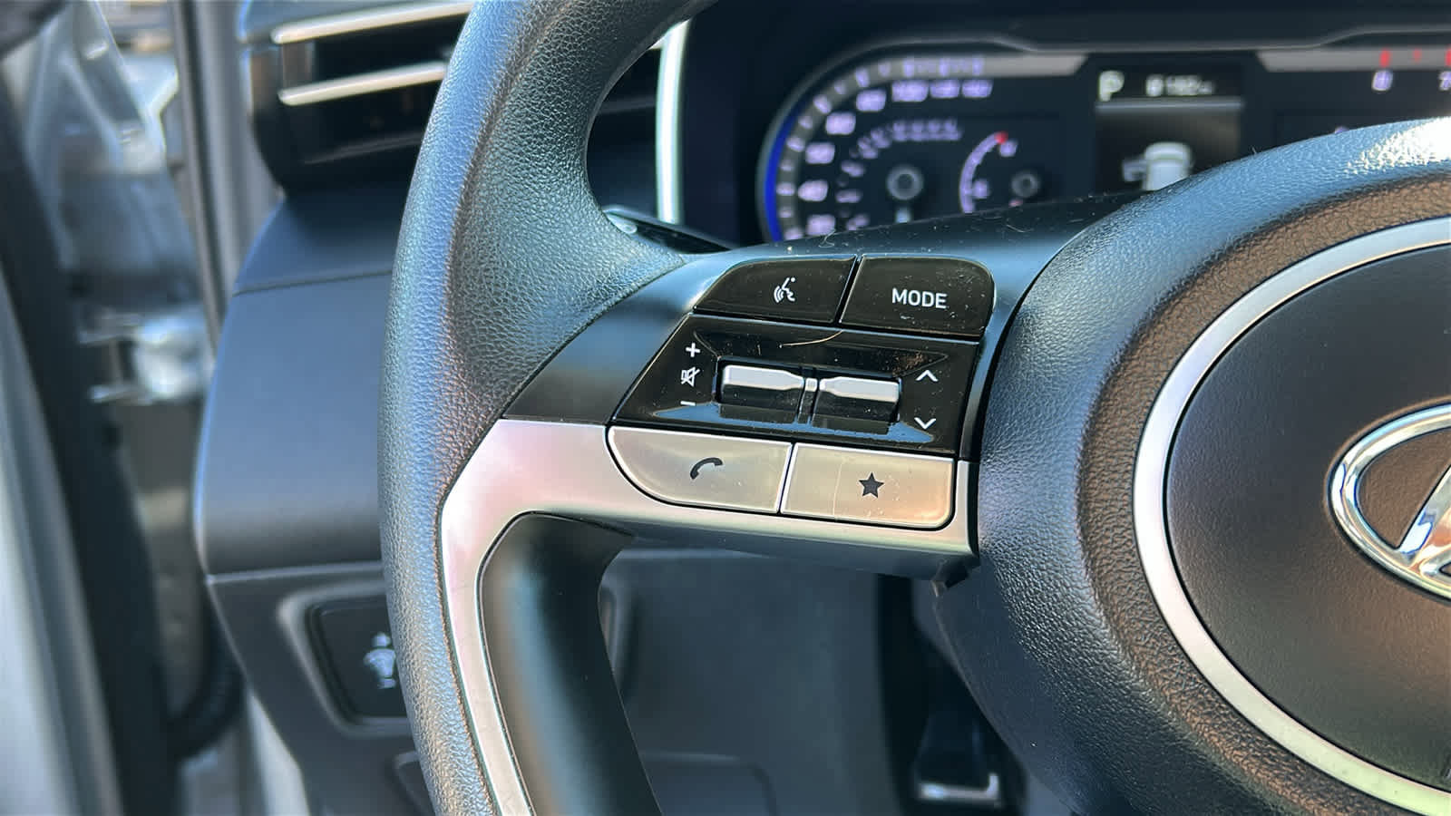 Used 2023 Hyundai Tucson SE image 10