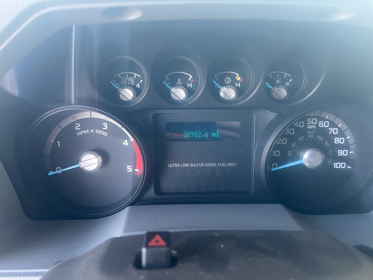 Used 2014 Ford F550 2WD Regular Cab Super Duty image 32