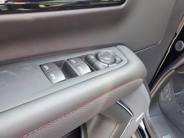 New 2026 Chevrolet Suburban RST w/ Advanced Technology Package image 16
