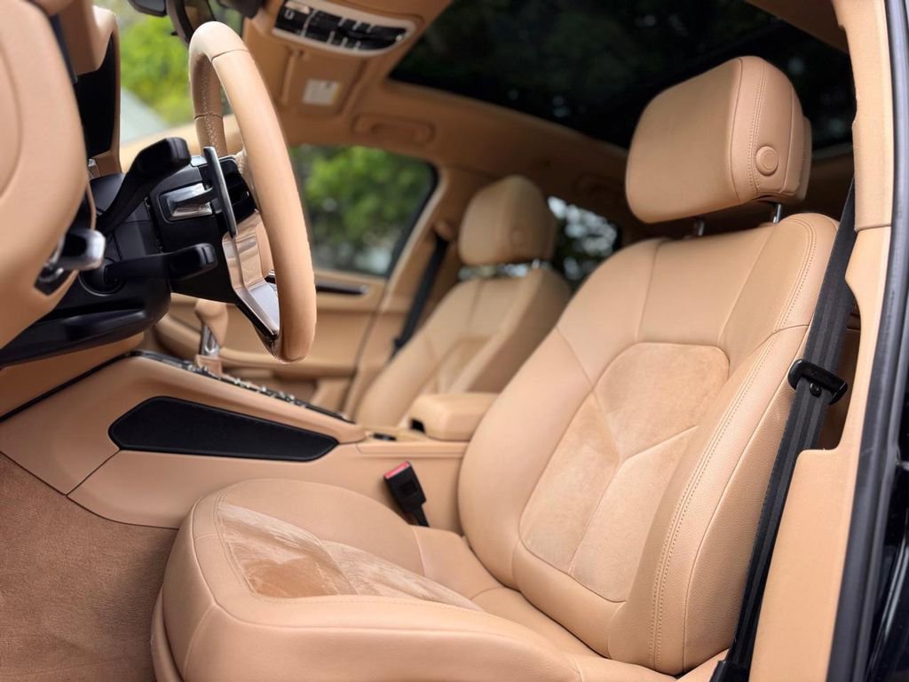 Used 2015 Porsche Macan S AWD/4WD image 19