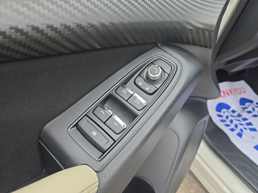 Used 2023 Subaru Ascent Premium w/ Convenience Package AWD/4WD image 13