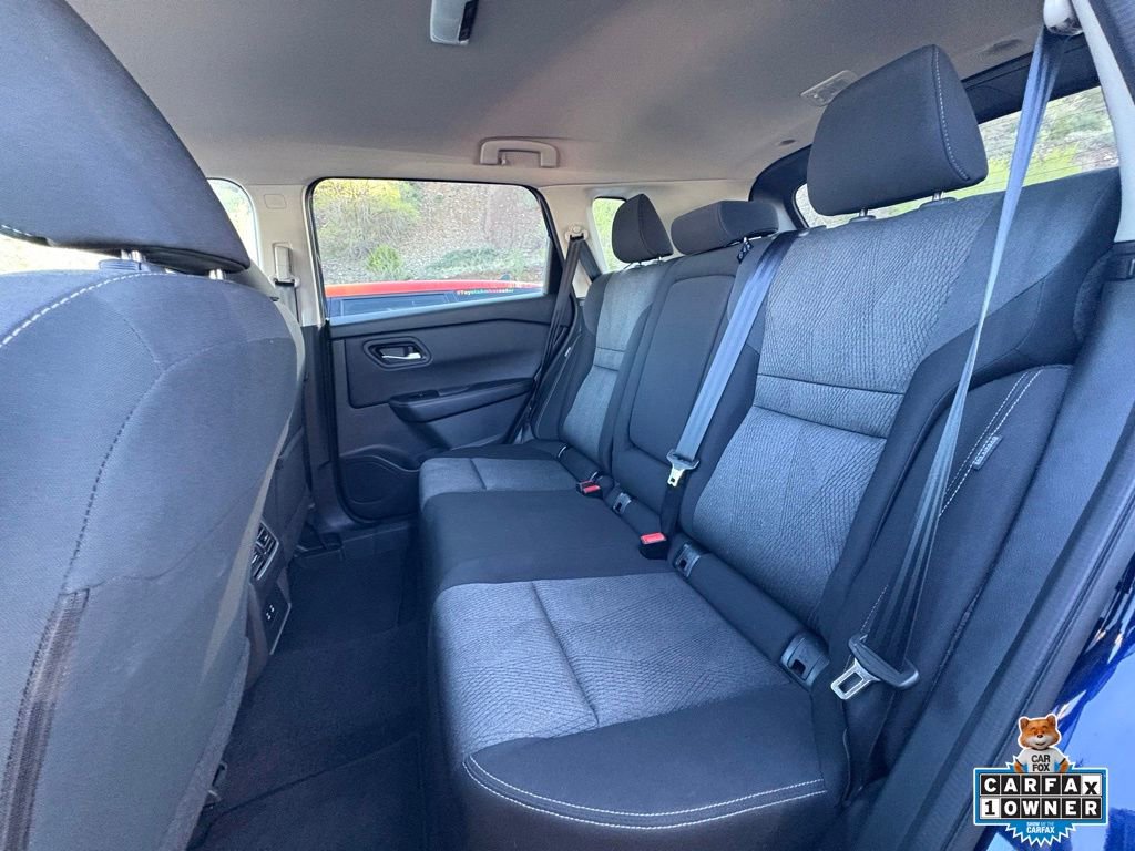 Used 2025 Nissan Rogue SV image 26