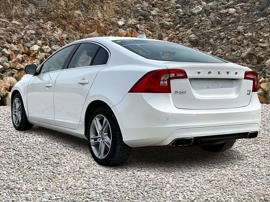 Used 2015 Volvo S60 T5 Platinum image 12