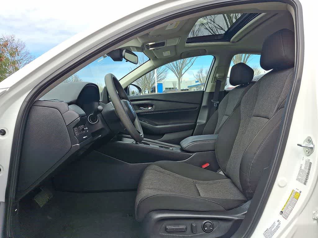 Certified 2025 Honda Accord SE image 11