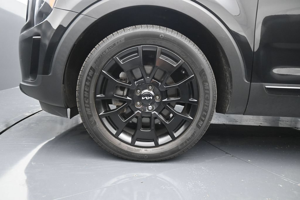 Used 2022 Kia Telluride SX w/ Nightfall Edition Package AWD/4WD image 12