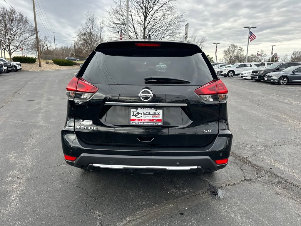 Used 2019 Nissan Rogue SV image 8