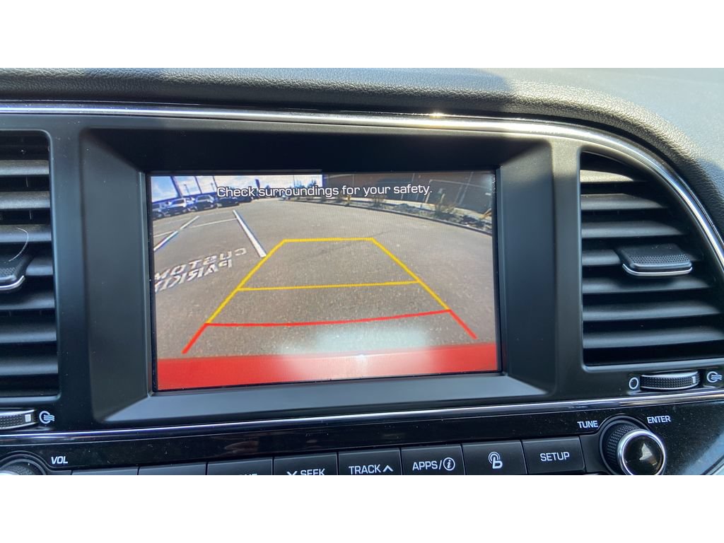Used 2018 Hyundai Elantra Limited FWD image 15