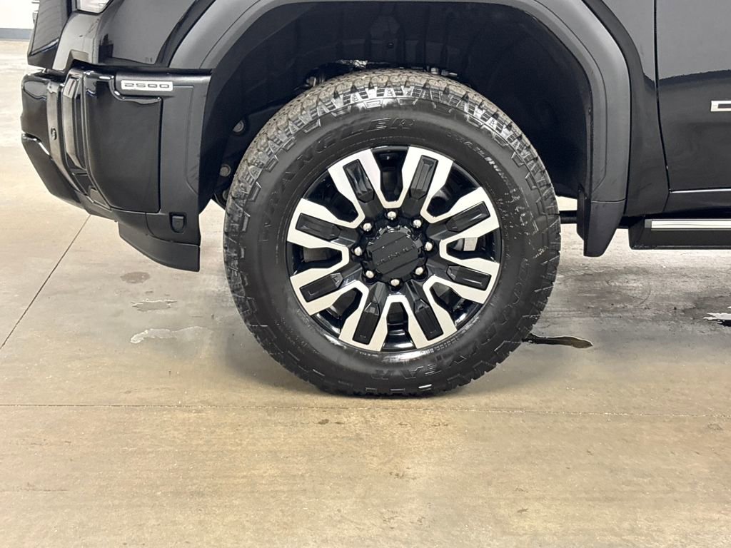 New 2026 GMC Sierra 2500 Denali Ultimate w/ Max Trailering Package image 9