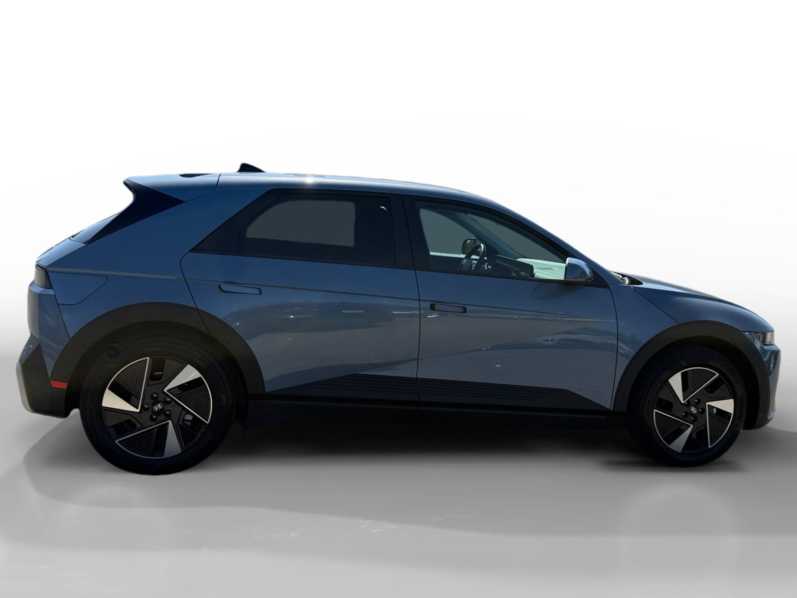 Certified 2026 Hyundai Ioniq 5 SEL RWD image 6