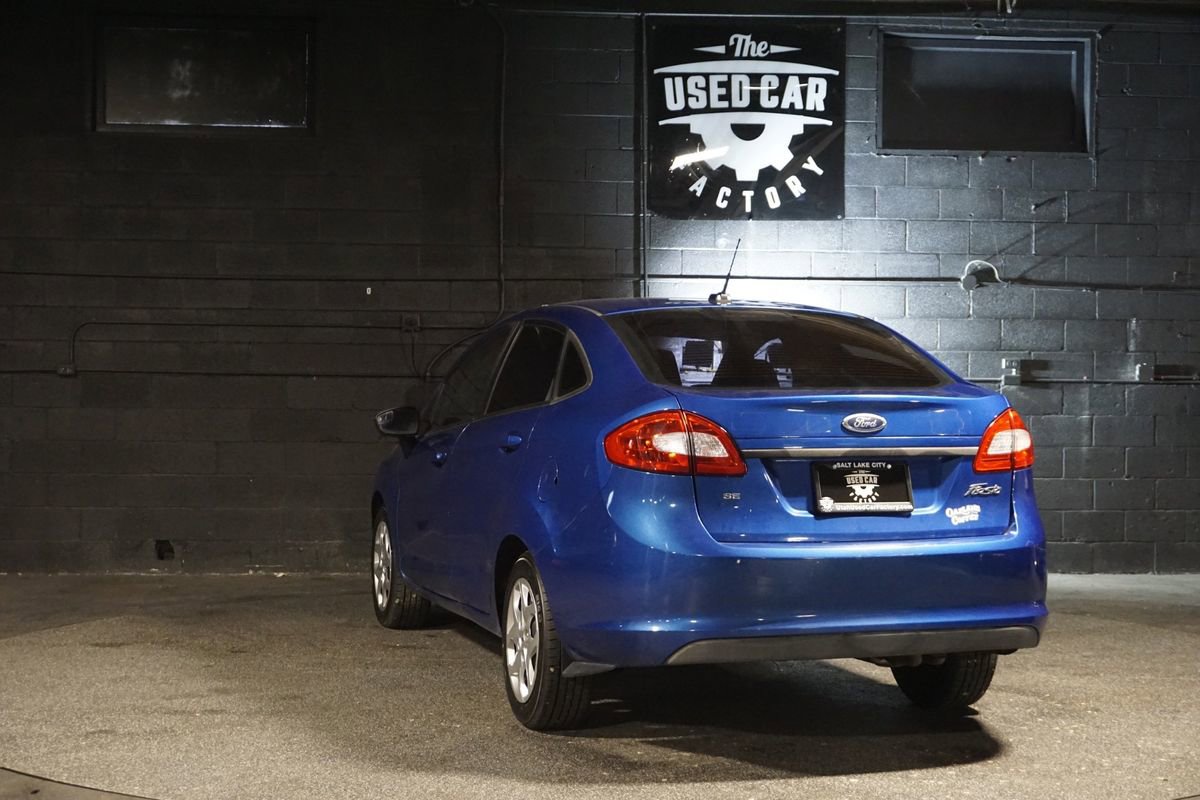 Used 2011 Ford Fiesta SE w/ 201A Rapid Spec Order Code FWD image 3