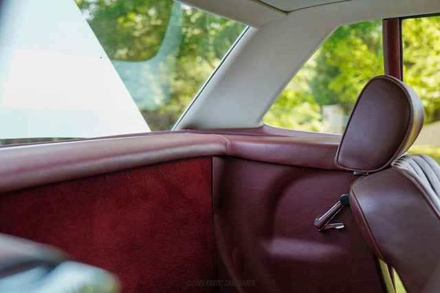 Used 1989 Mercedes-Benz 560 SL image 47