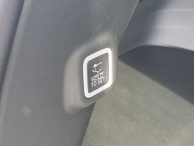 New 2026 Jeep Cherokee Limited AWD/4WD image 9