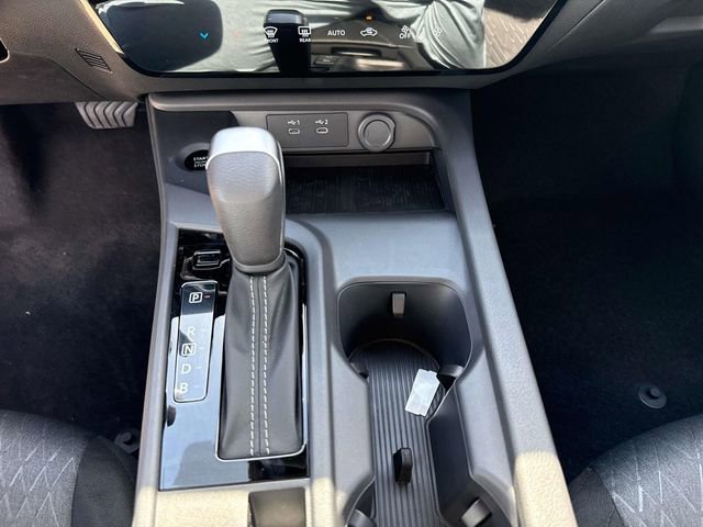 New 2026 Nissan Sentra SV w/ Floor Mat Package FWD image 27