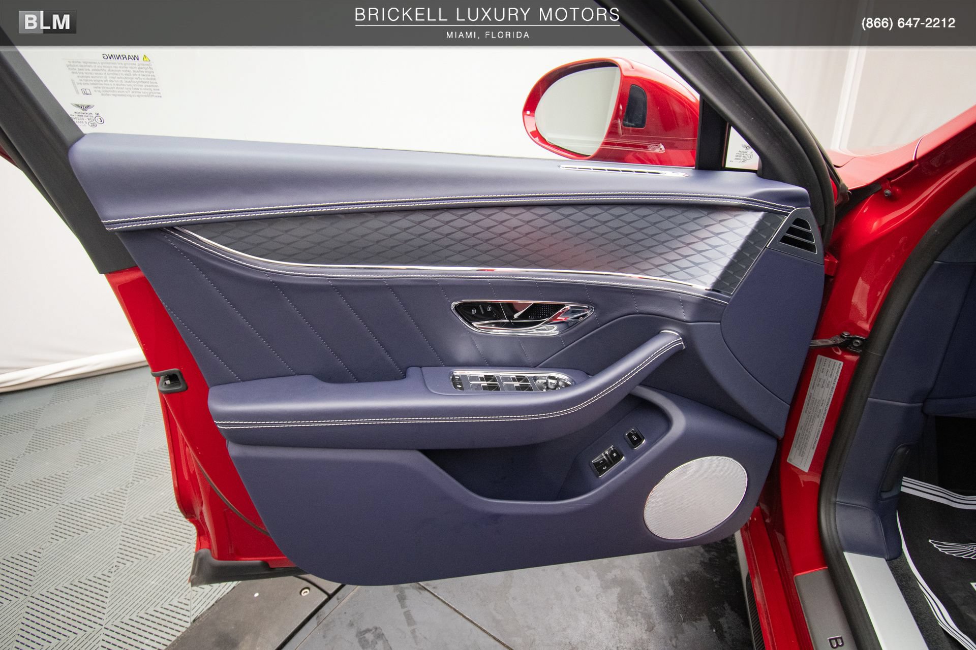 Used 2024 Bentley Flying Spur V8 AWD/4WD image 50