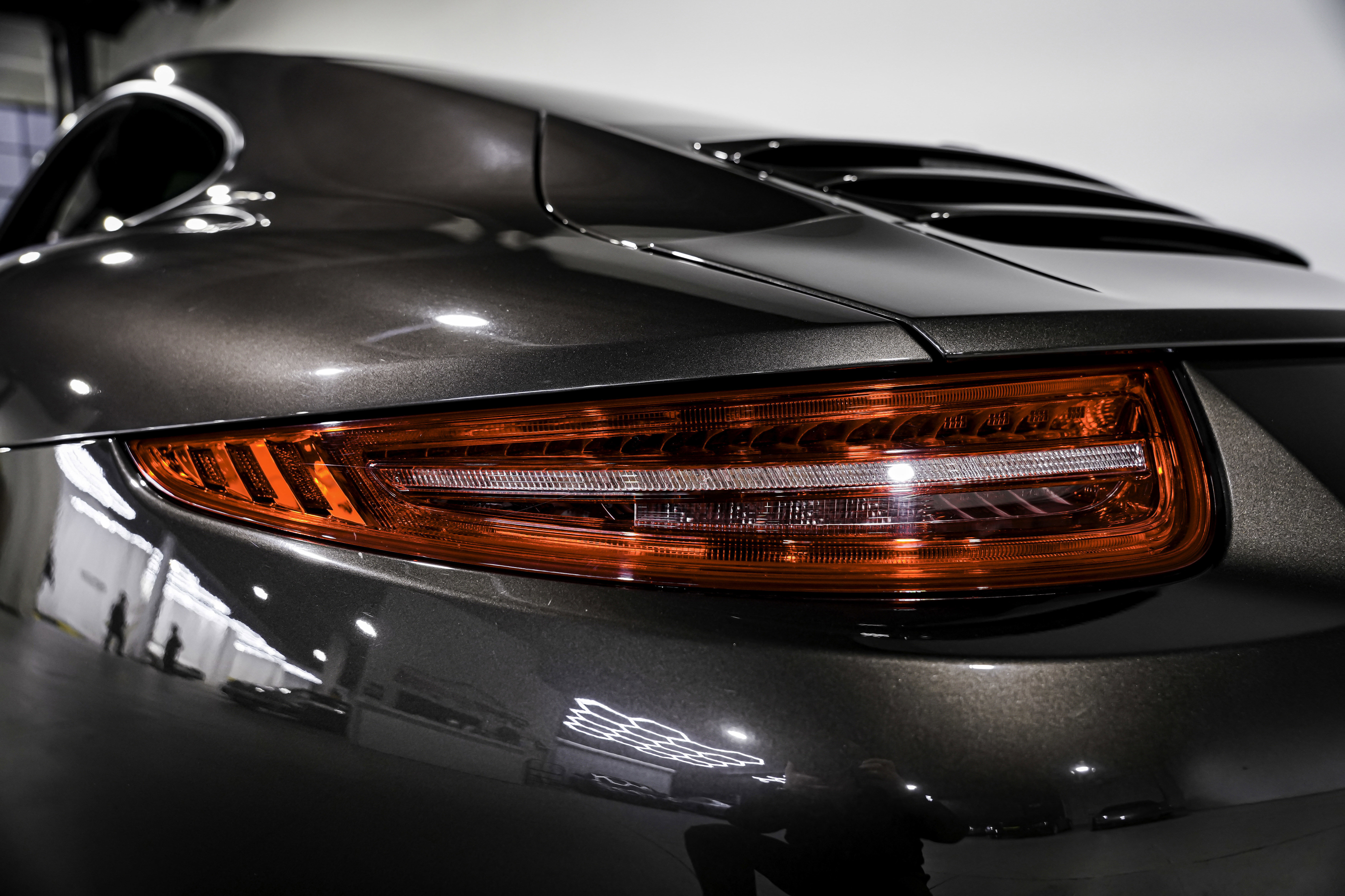 Used 2014 Porsche 911 Carrera S image 34