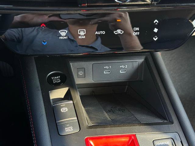 New 2025 Nissan Kicks SR image 26