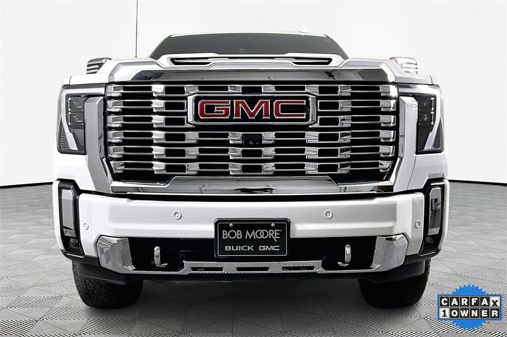 Used 2024 GMC Sierra 2500 Denali w/ Denali Reserve Package image 2