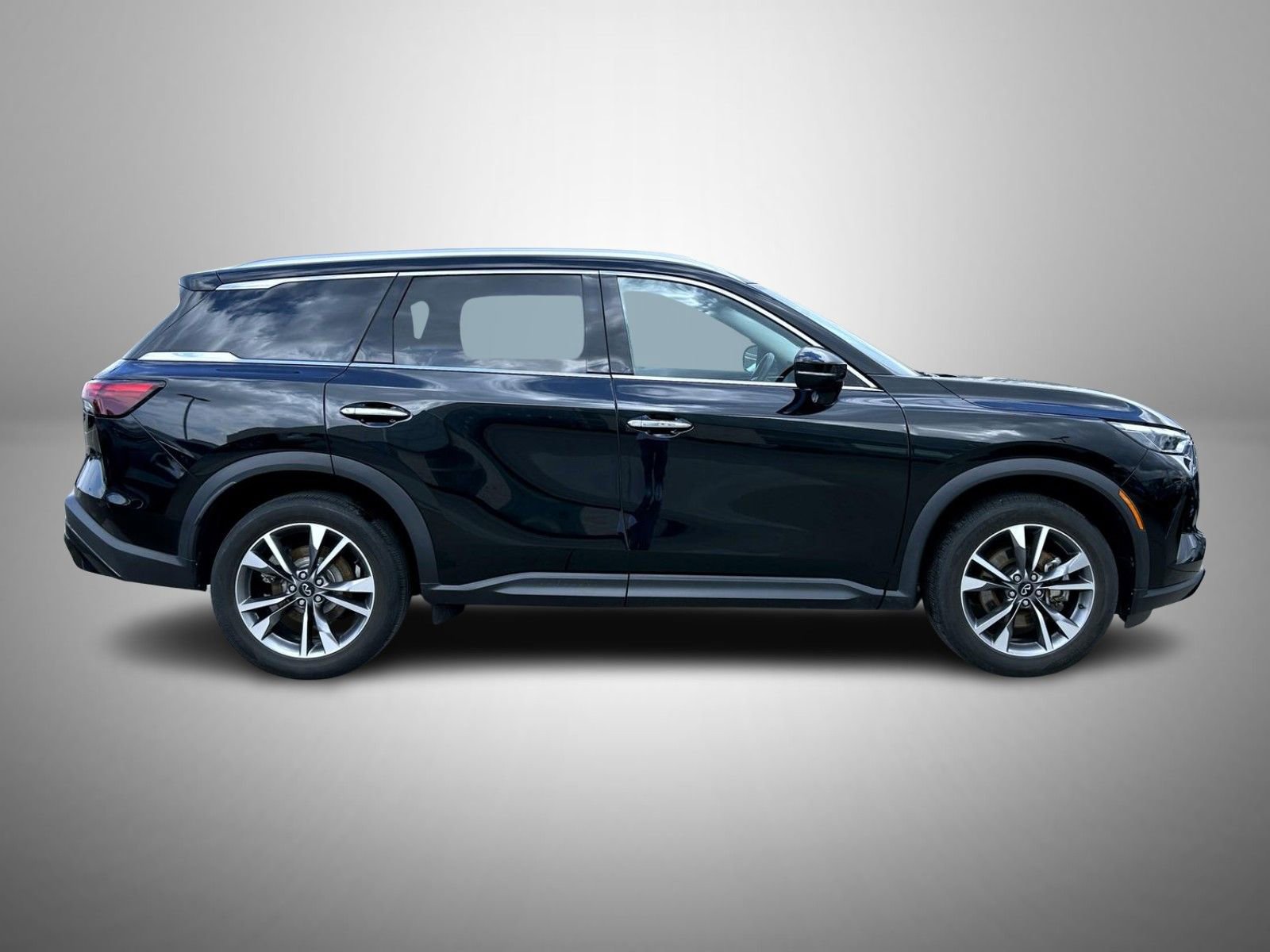 Used 2023 INFINITI QX60 Luxe image 4