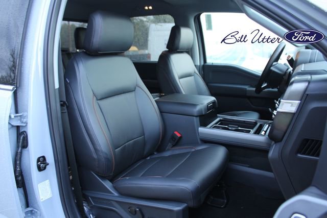 New 2026 Ford F250 Lariat w/ Chrome Package image 7