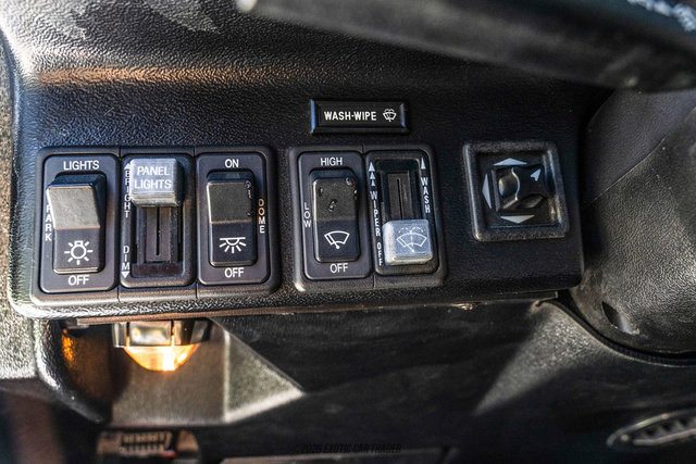 Used 1996 HUMMER H1 4-Door Open Top image 29