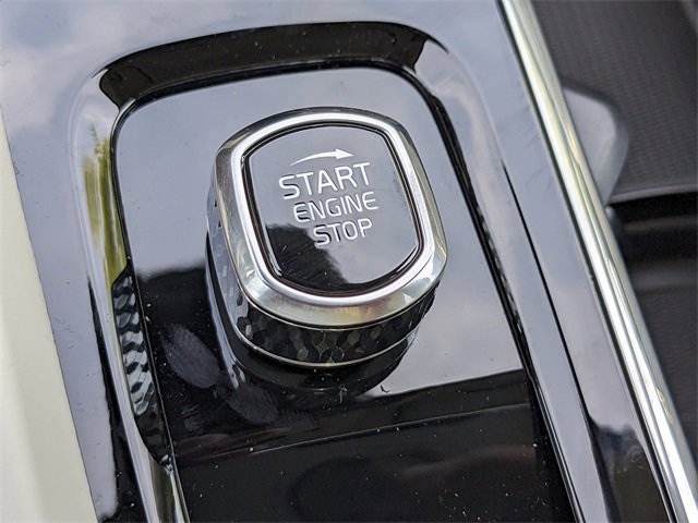 New 2025 Volvo XC60 T8 Plus w/ Climate Package image 31