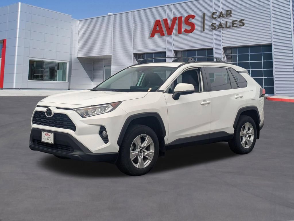 Used 2021 Toyota RAV4 XLE w/ Convenience Package image 1