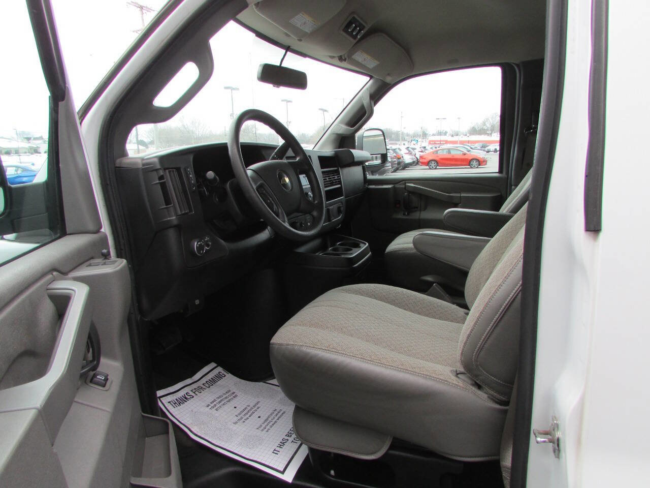 Used 2018 Chevrolet Express 3500 LT w/ LT Preferred Equipment Group image 6