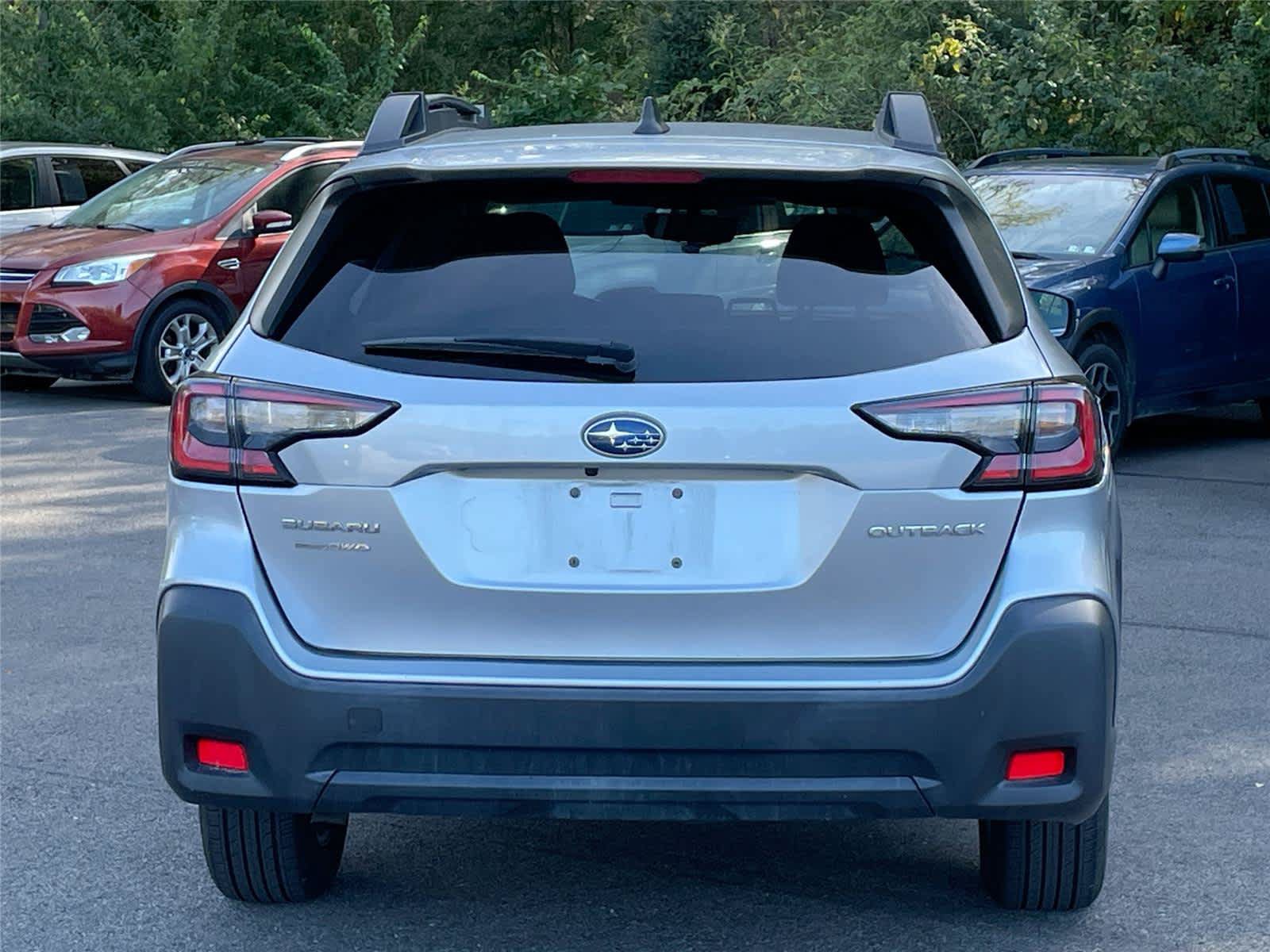 Certified 2023 Subaru Outback Premium AWD/4WD image 4