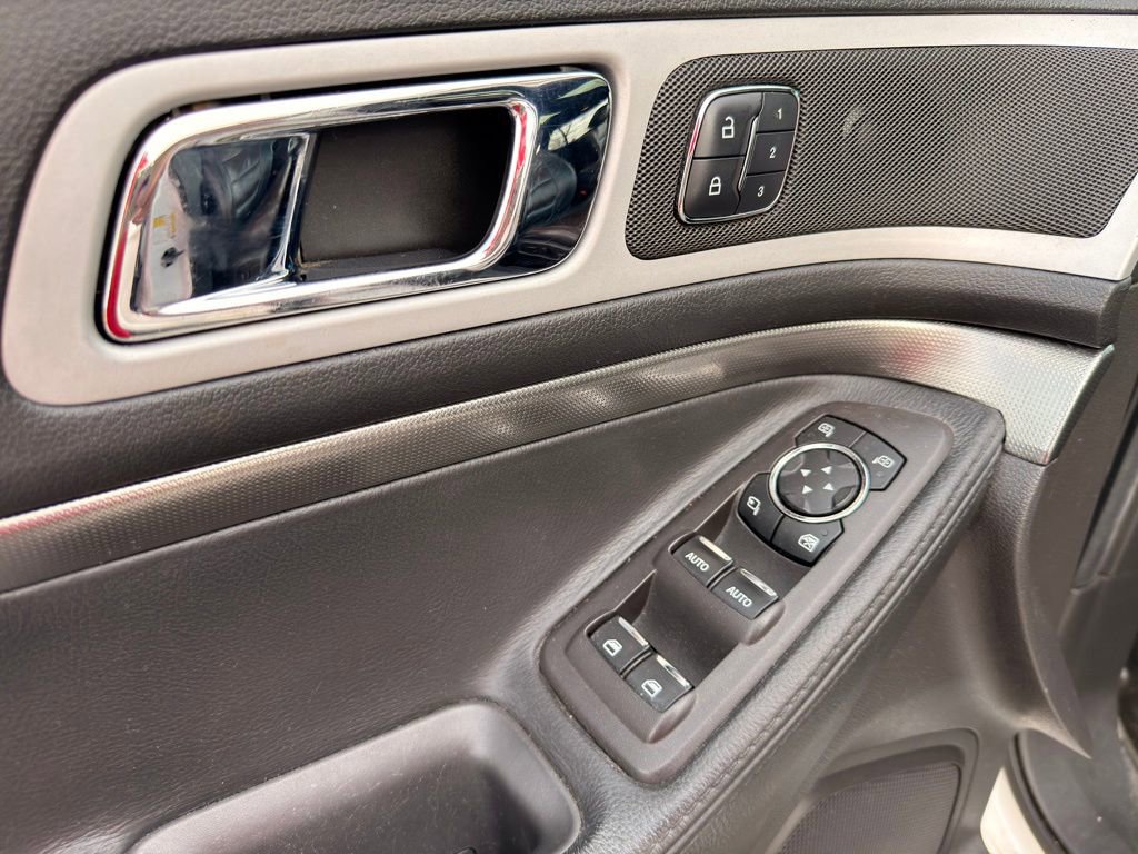 Used 2015 Ford Explorer Sport w/ Equipment Group 401A image 13