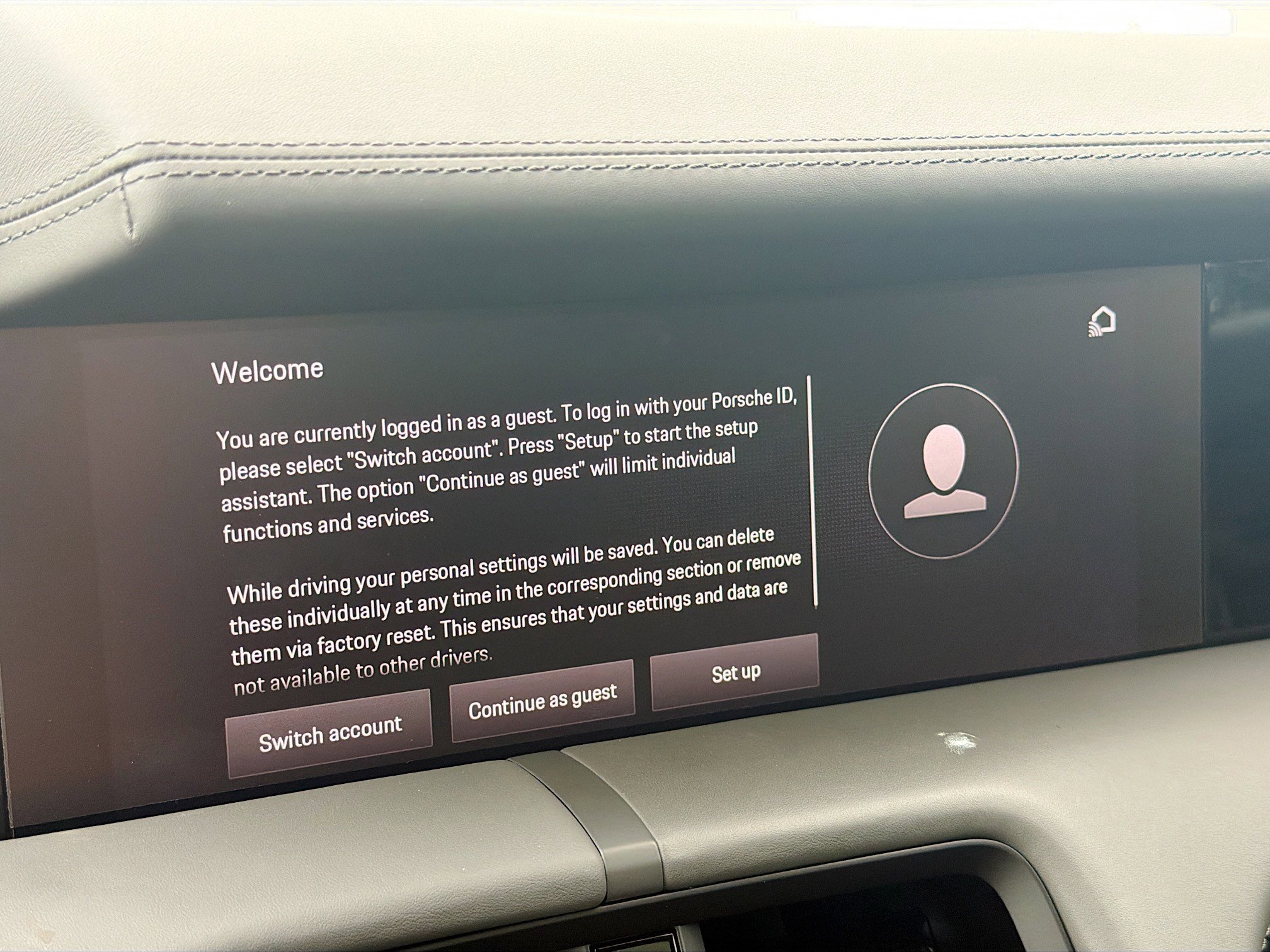 Used 2022 Porsche Taycan GTS w/ Premium Package (P6U) image 30