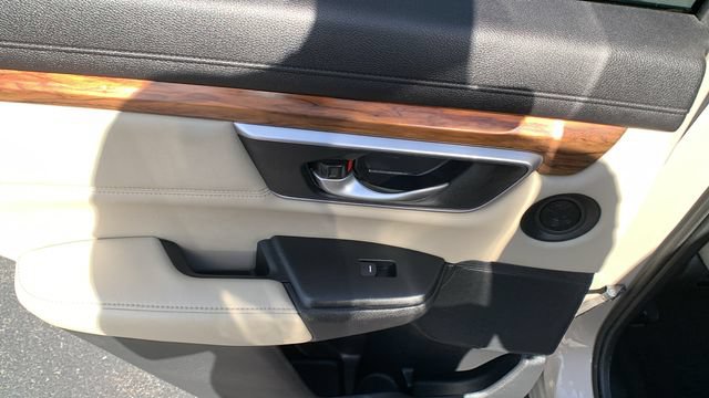 Used 2017 Honda CR-V EX-L image 19