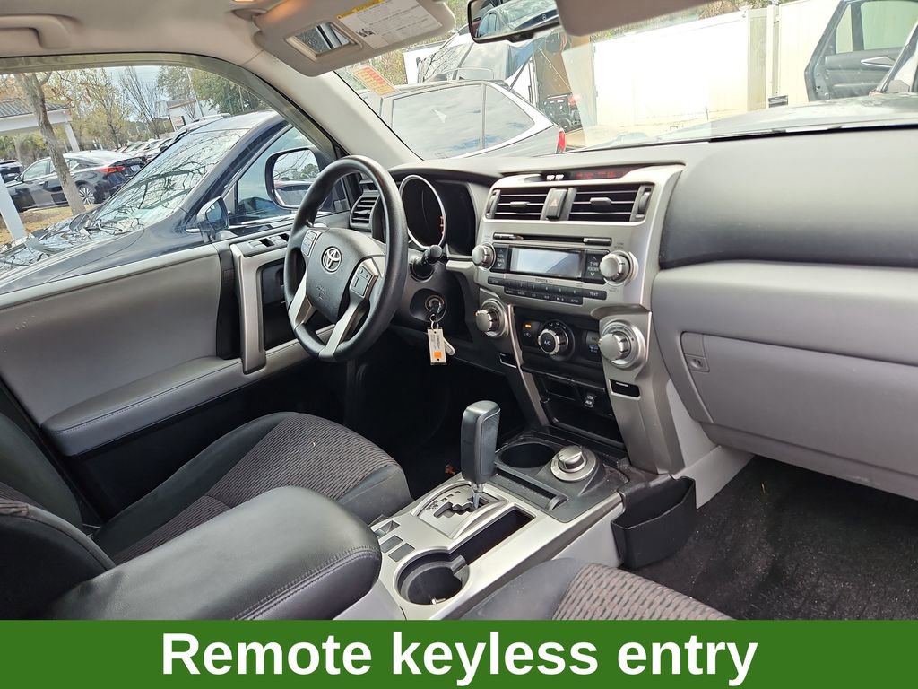 Used 2013 Toyota 4Runner SR5 w/ Convenience Pkg image 7