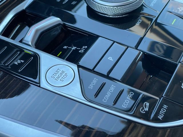 Used 2026 BMW X7 xDrive40i w/ Premium Package image 24