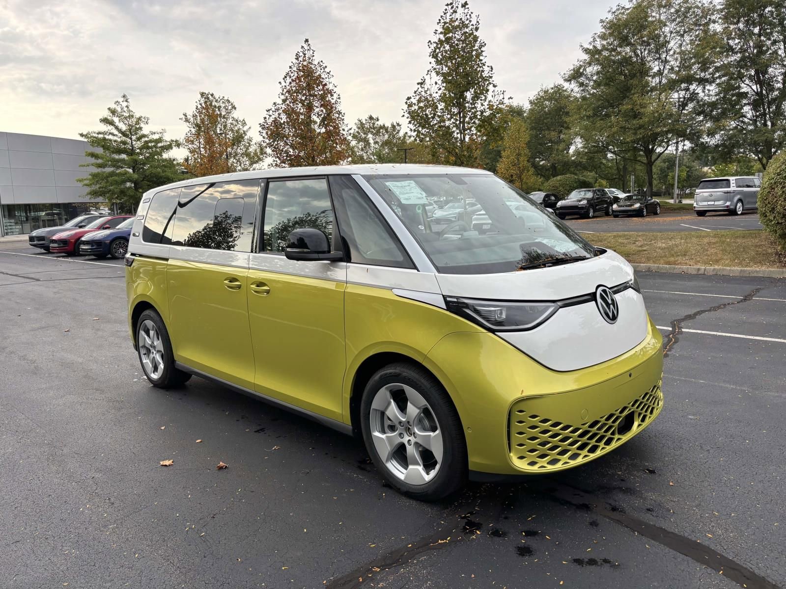 New 2025 Volkswagen ID. Buzz Pro S Plus image 1