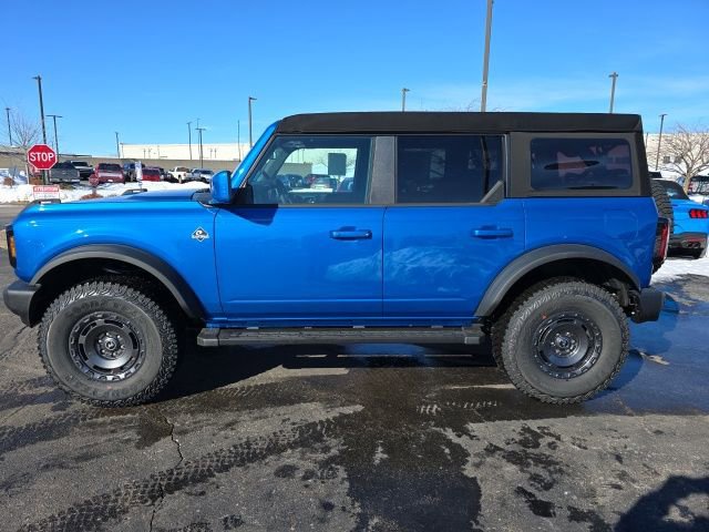 Used 2024 Ford Bronco Outer Banks image 2