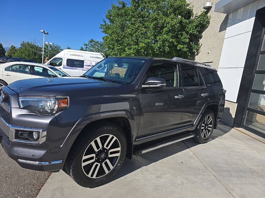 Used 2016 Toyota 4Runner Limited AWD/4WD image 3