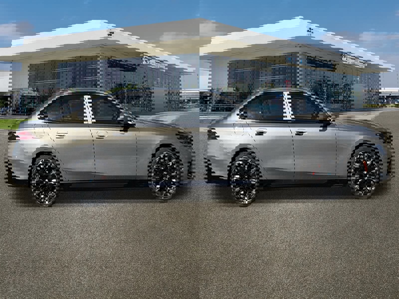 New 2026 BMW 530i image 12