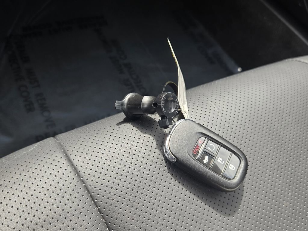 Used 2024 Honda Accord EX-L image 19
