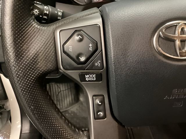 Used 2019 Toyota Tacoma SR5 AWD/4WD image 16