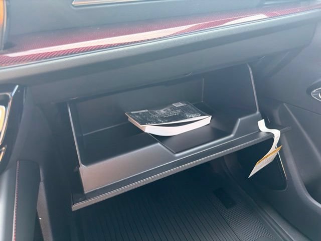 New 2027 Chevrolet Traverse RS w/ LPO, Floor Liner Package AWD/4WD image 43