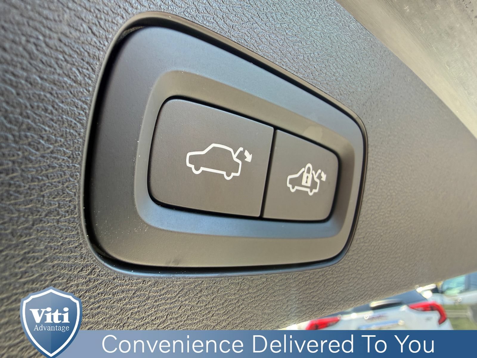 Certified 2025 Volvo V60 B5 Cross Country Ultra w/ Protection Package Premier AWD/4WD image 25
