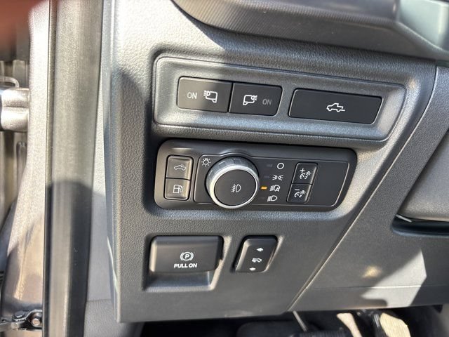 Used 2021 Ford F150 Platinum w/ Equipment Group 701A High AWD/4WD image 26
