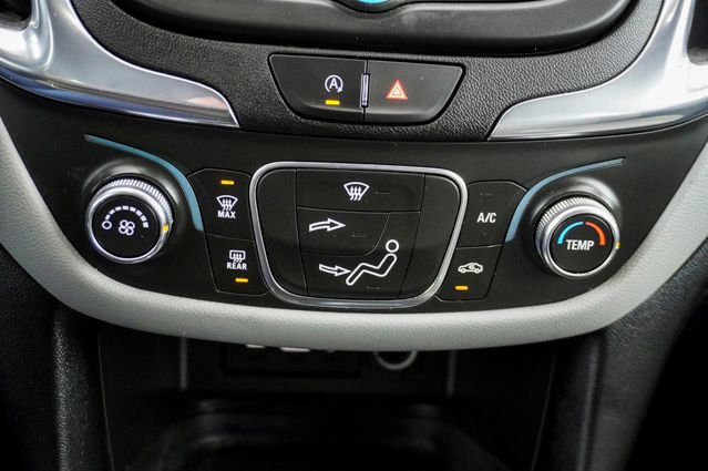 Used 2023 Chevrolet Equinox LS image 16