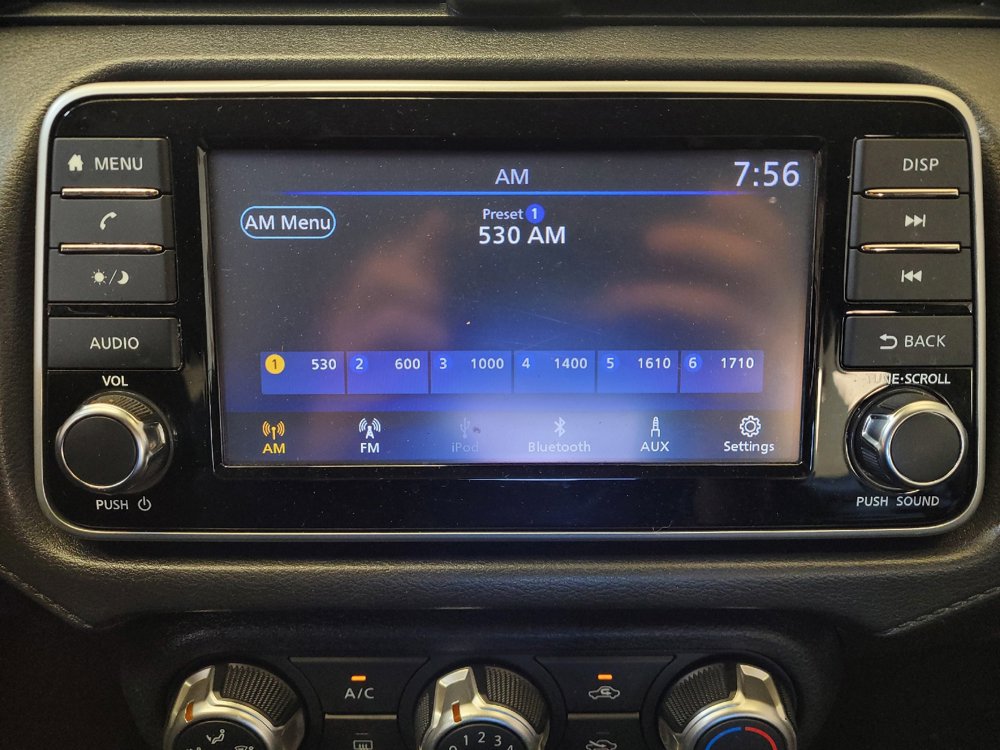 Used 2021 Nissan Versa S FWD image 25